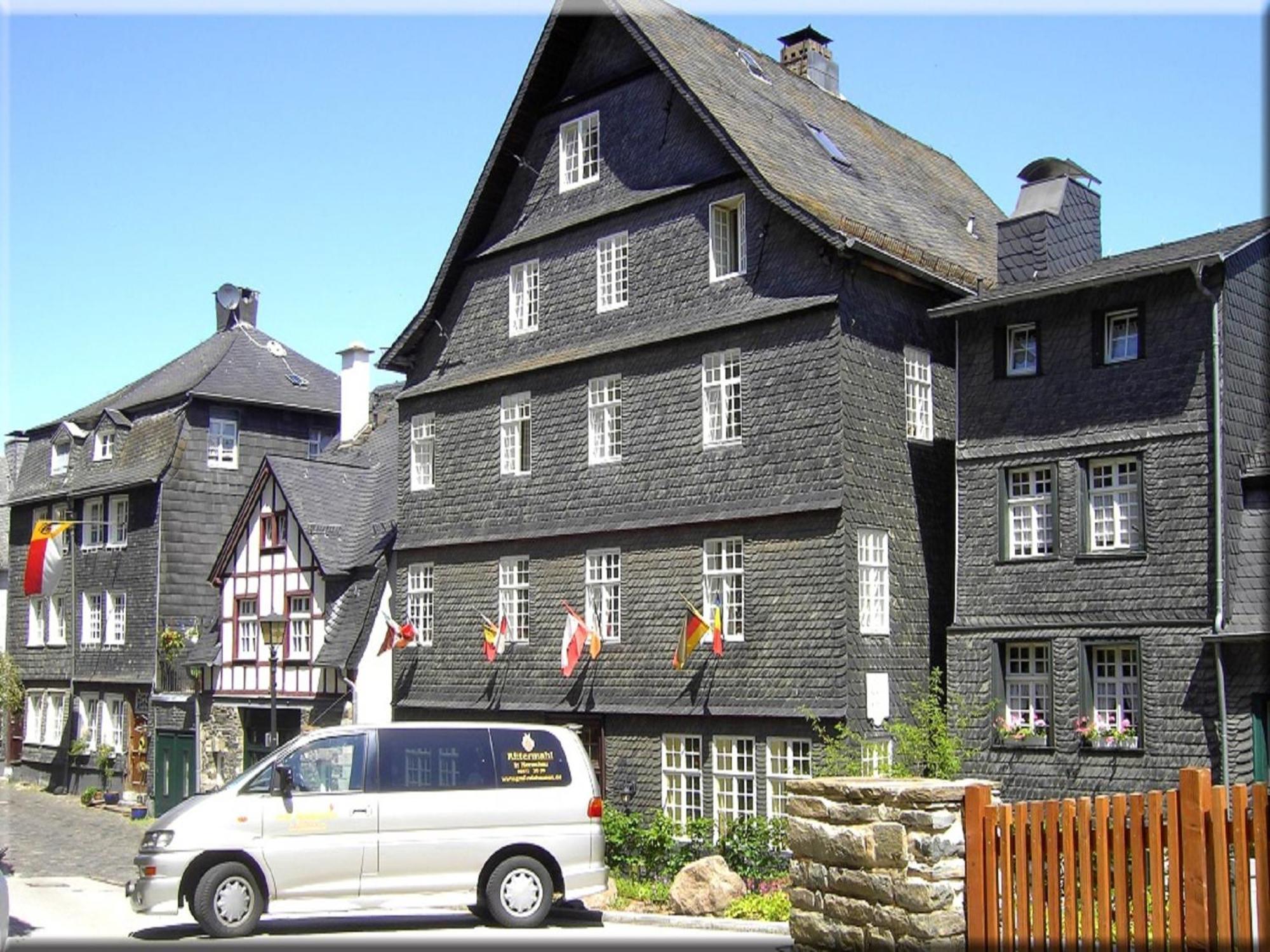 Hotel Graf Rolshausen مونشاو المظهر الخارجي الصورة