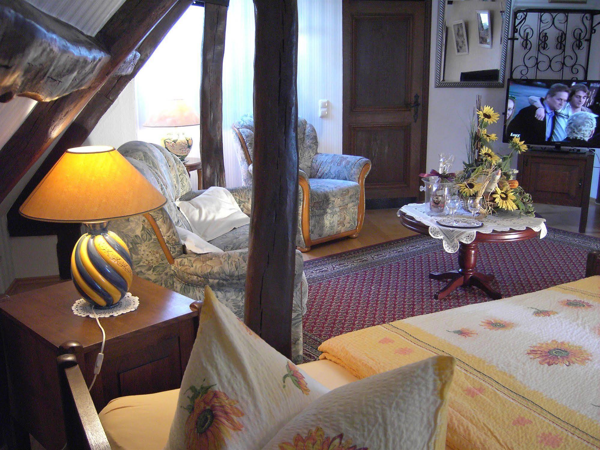 Hotel Graf Rolshausen مونشاو المظهر الخارجي الصورة