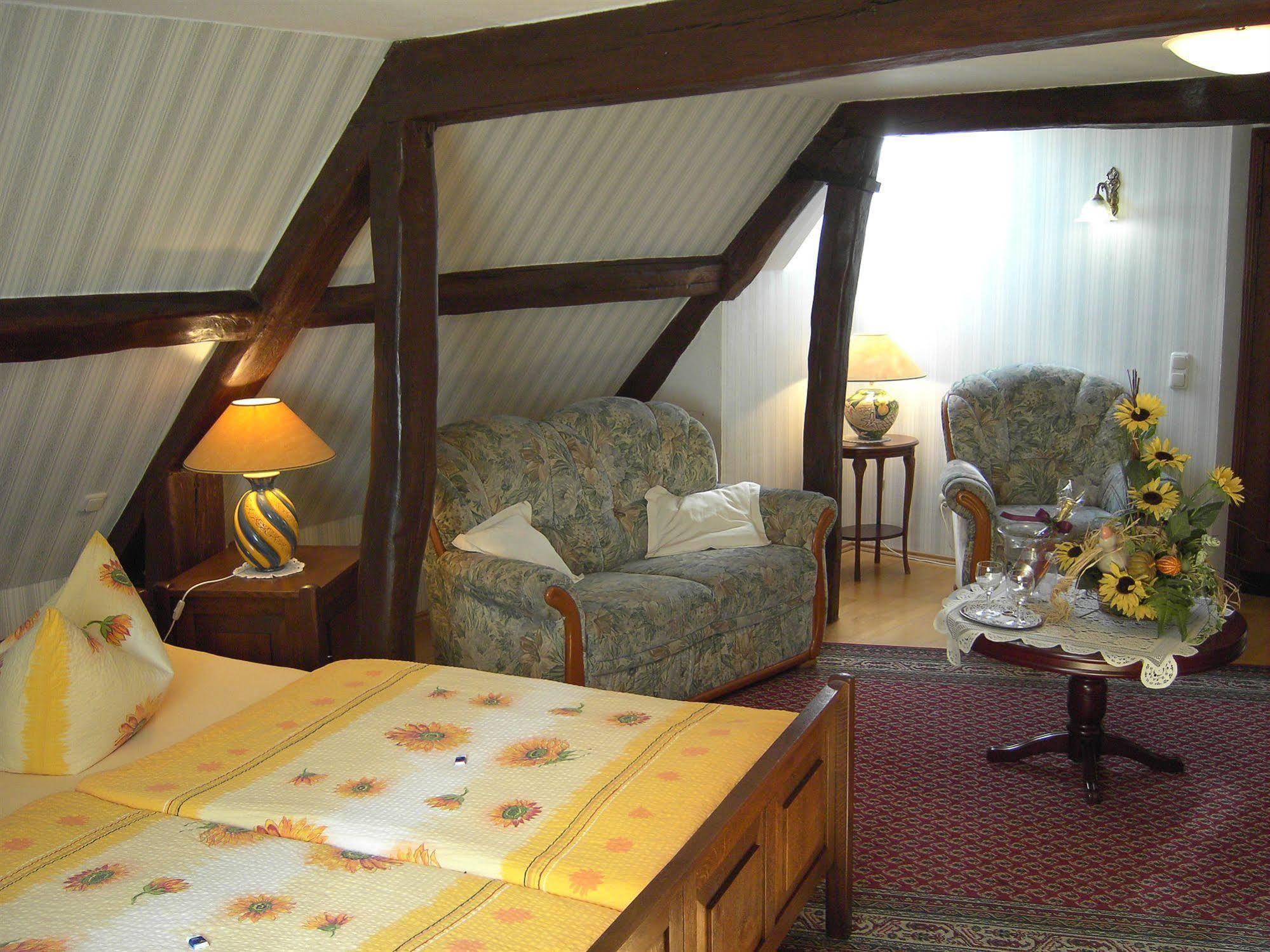 Hotel Graf Rolshausen مونشاو المظهر الخارجي الصورة
